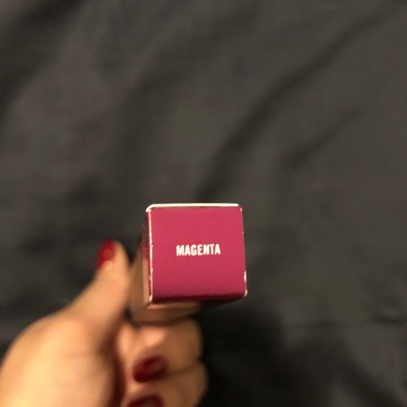 MAC Lip pencil in MAGENTA NEW box very damaged product is new (2/ $30 bundle) - Picture 2 of 2